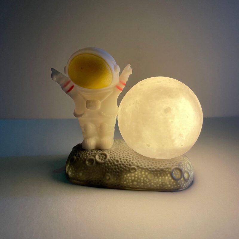 12CM SPACEMAN & MOON NIGHT LIGHT (CTN QTY 36) - Image 2