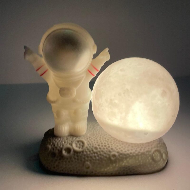 12CM SPACEMAN & MOON NIGHT LIGHT (CTN QTY 36) - Image 3